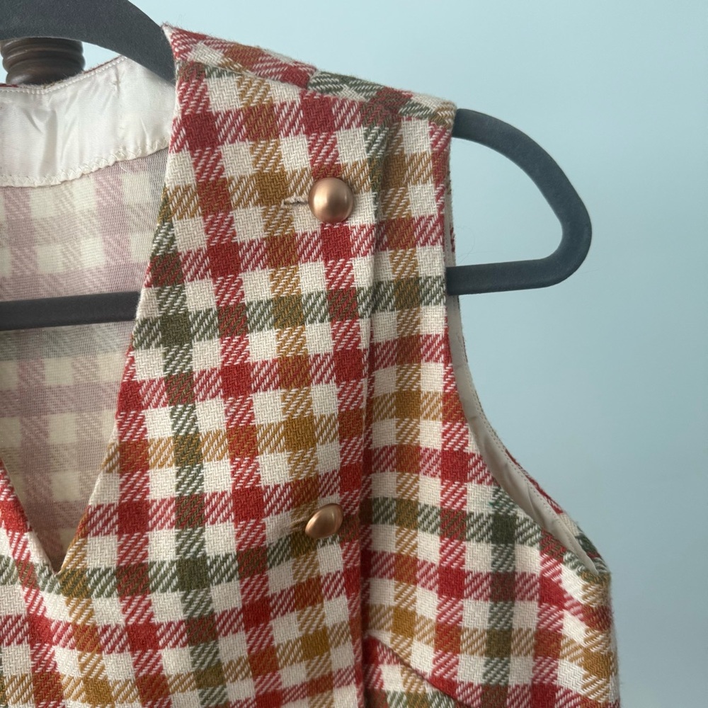 Vintage Plaid Wool Vest Shirt Gold Buttons Overlap Front Sleeveless Sz M - Picture 3 of 9